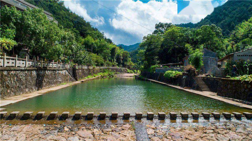  p>沙头镇,浙江省温州市永嘉县辖镇,地处 a target="_blank" href="