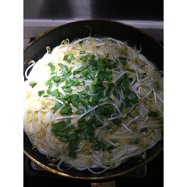 豆芽米粉煎饼