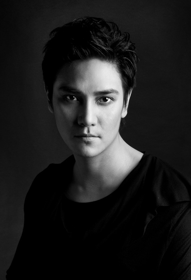 ="hpfs8v2va8">丁子峻(allen ting),1974年5月6日出生于中国香港 span