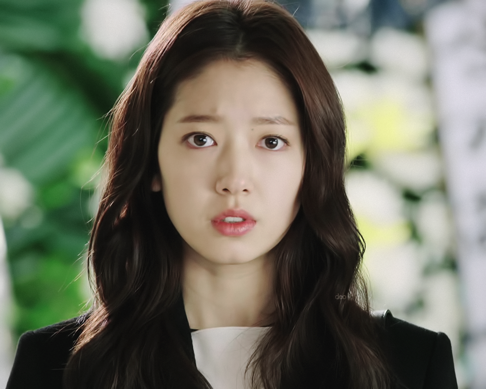 朴信惠 i>(         ,park shin hye) /i>,1990年2月18日出生于韩国