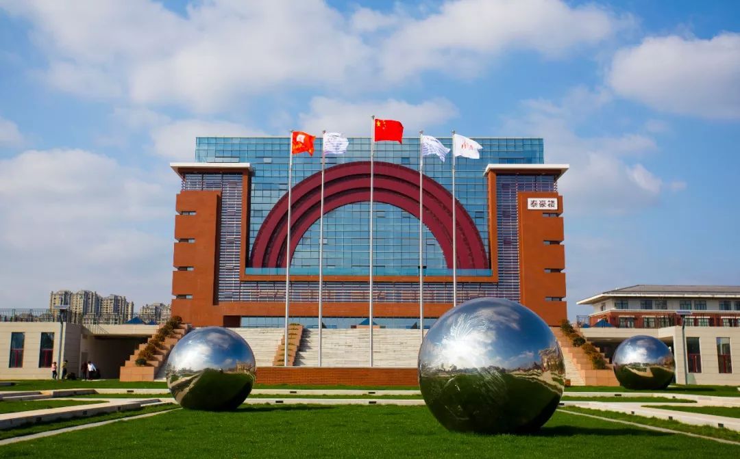  p> b>江西泰豪动漫职业学院 /b>,位于江西省南昌市,是经国家教育部