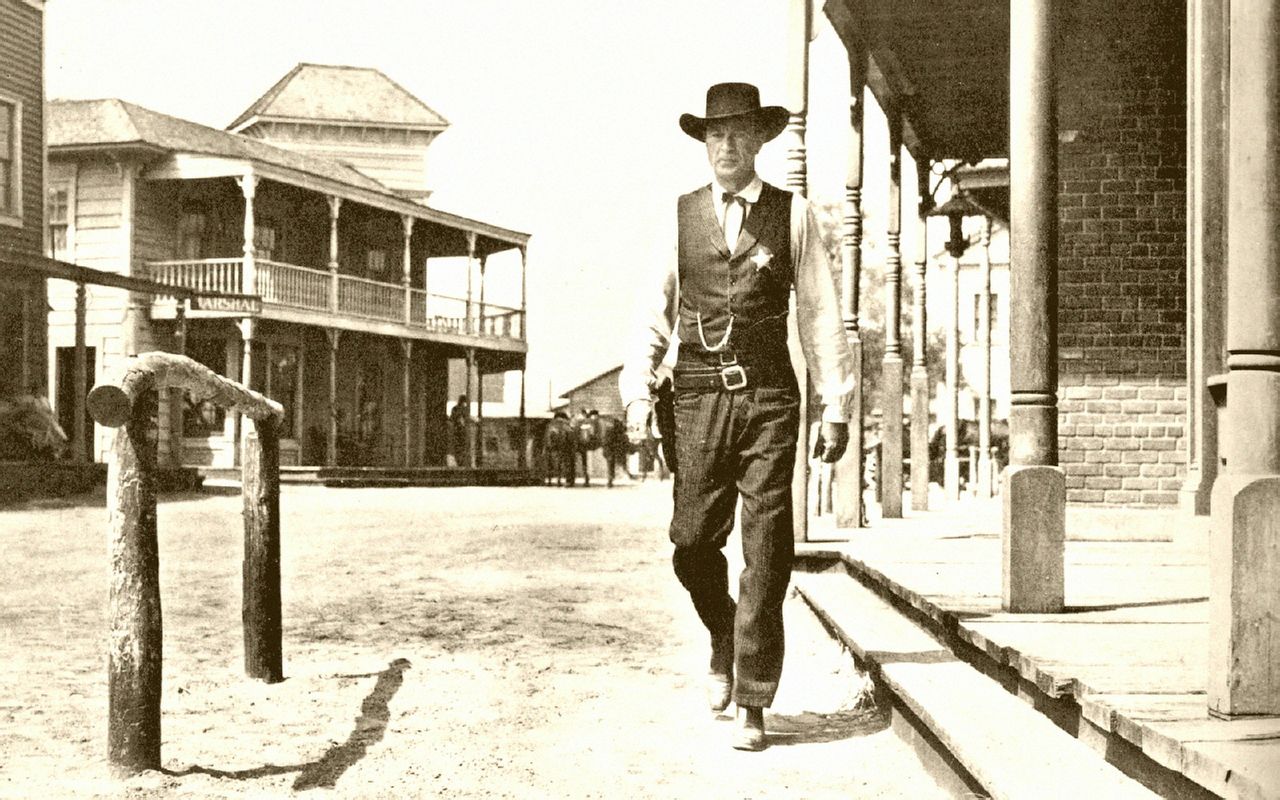  p>《正午》是由美国克莱默斯坦利电影制作,联美影业发行的85分钟西部