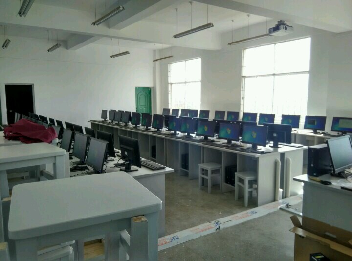 勐海县黎明中学