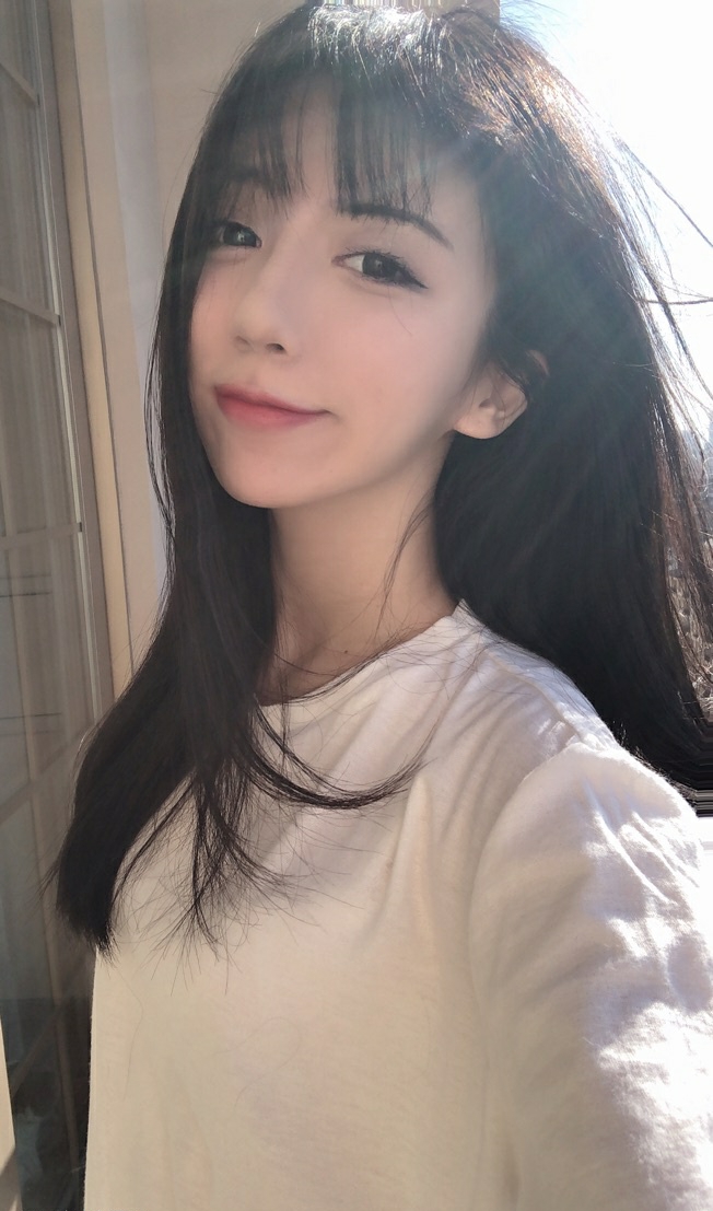  p data-id="gnvg121qg9">呆妹儿小霸王,本名吉昕薇,女,汉族,1995年9