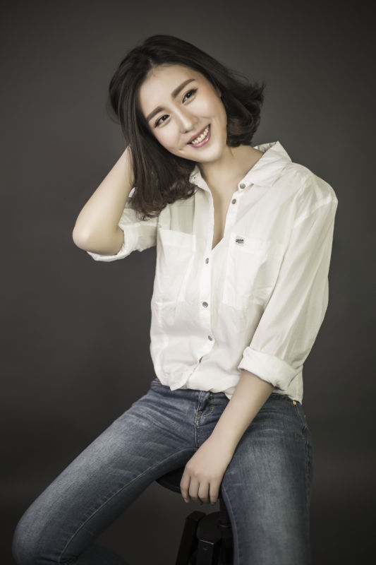  p>关思慧,1995年5月8日出生于辽宁省沈阳市,中国内地女演员,毕业于