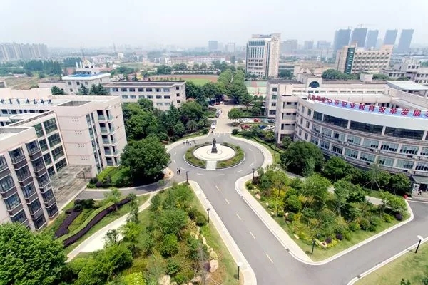 浙江交通技师学院