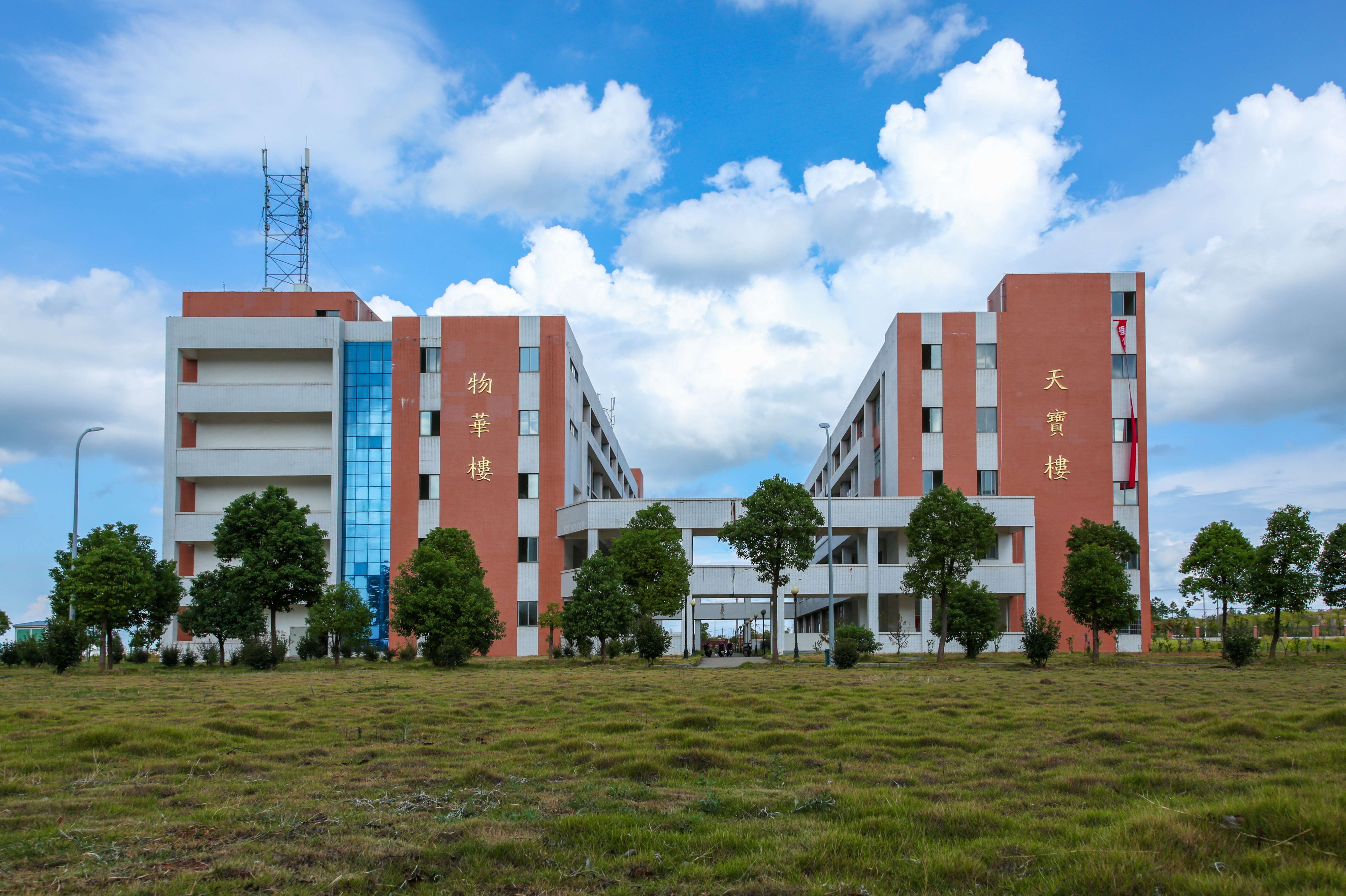  p>江西洪州职业学院(jiangxi hongzhou vocational college)是经 a