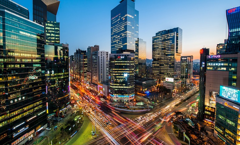 gangnam-gu)是韩国首都首尔的一个行政区,位于汉江以南