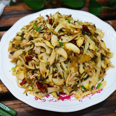 肉丝咸菜炒蘑菇