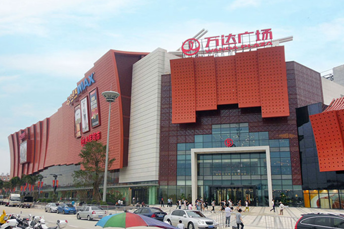 余姚万达广场位于宁波市余姚市兰江街道四明