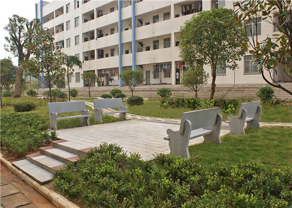 临澧县第一中学