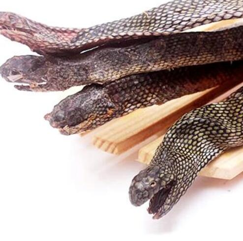  p>海蛇肉干是一道以海蛇肉等为主要食材制作的食品. /p>