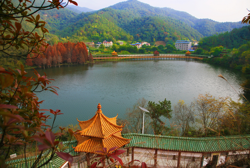  p data-id="gnx91howxg">梅州泮坑旅游风景区位于梅州市 a target="