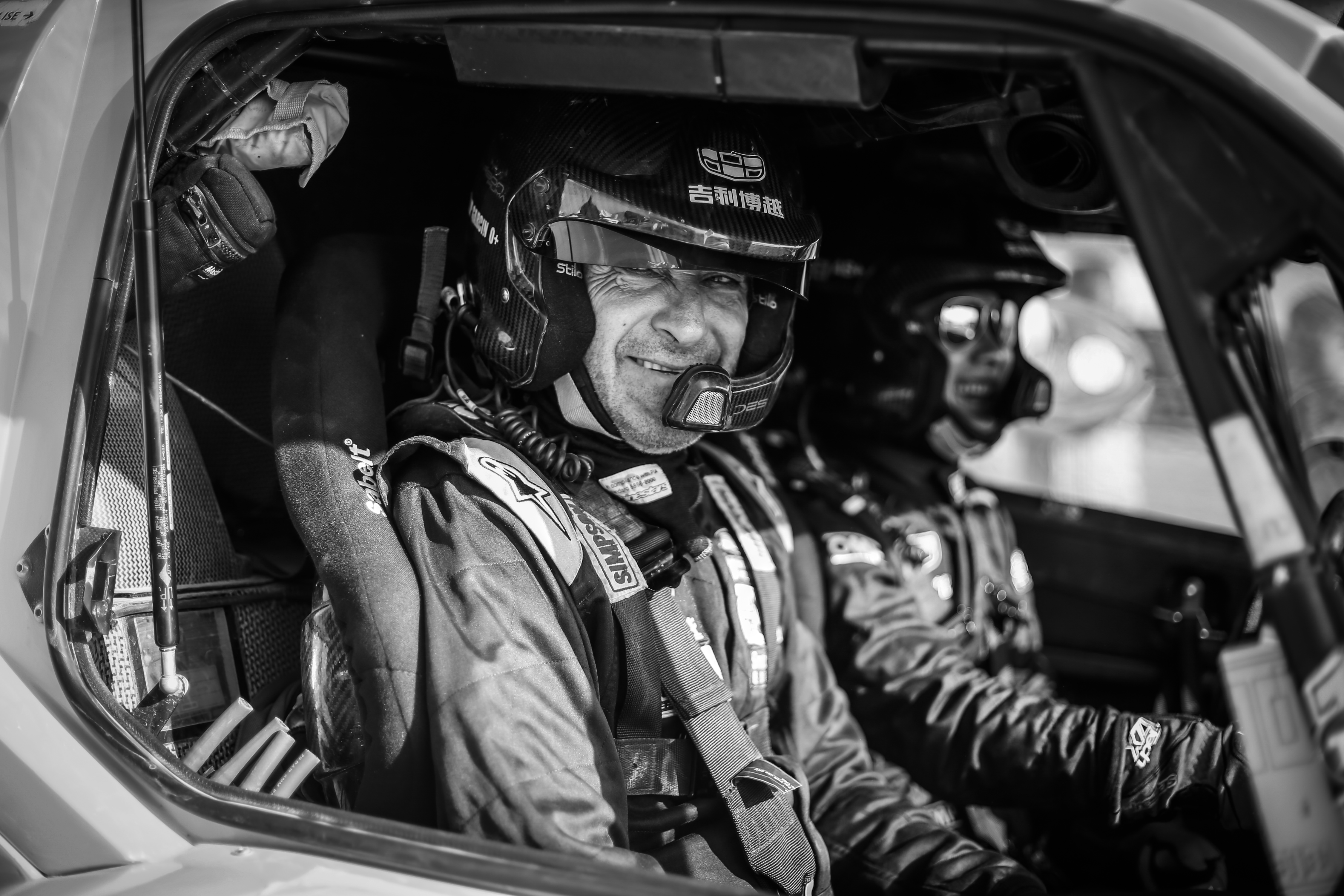 1972年5月18日出生,浙江台州人,职业赛车手