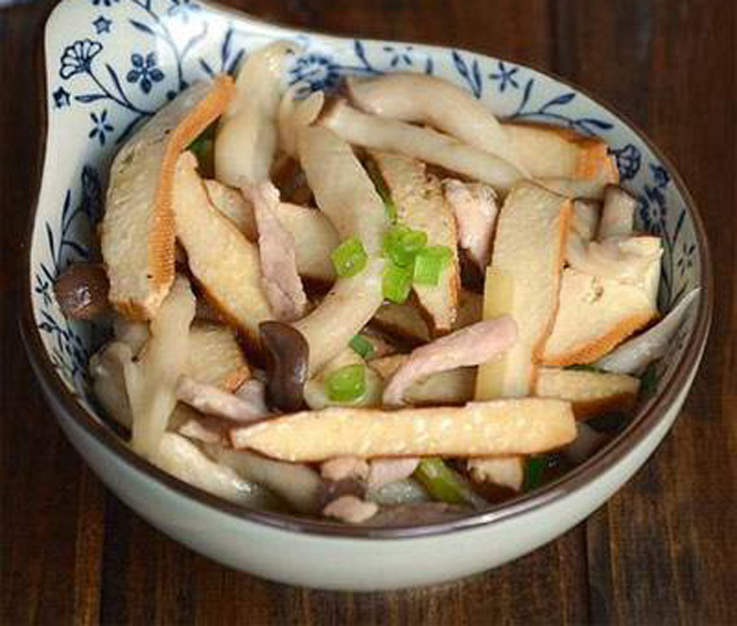 香干炒蘑菇