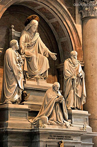 梵蒂冈原为中世纪教宗国的中心,1870年教宗国领土并入意大利后,教宗退