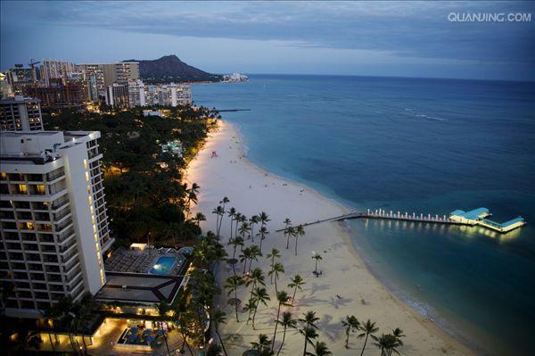  p></p></a>威基基海滩(waikiki beach)位于 a target="_blank" href="/item
