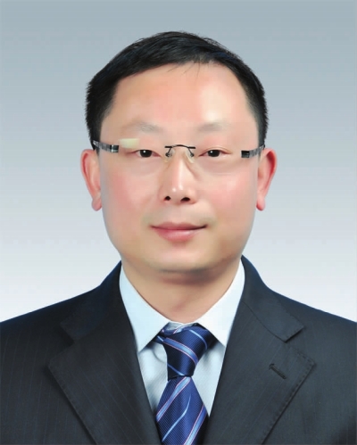 男,汉族,1976年11月生,浙江桐庐人,现任桐庐县对外贸易经济合作局局长