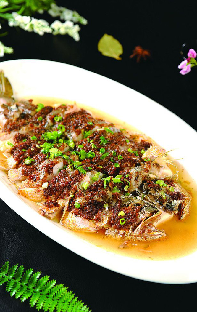 豆酱蒸黄鱼