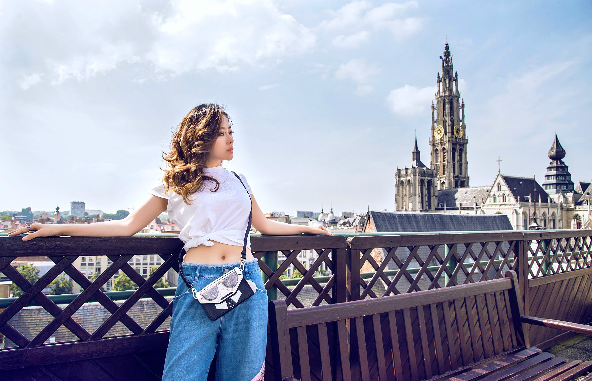  p>张靓颖(jane zhang),1984年10月11日出生于四川省成都市,中国流行