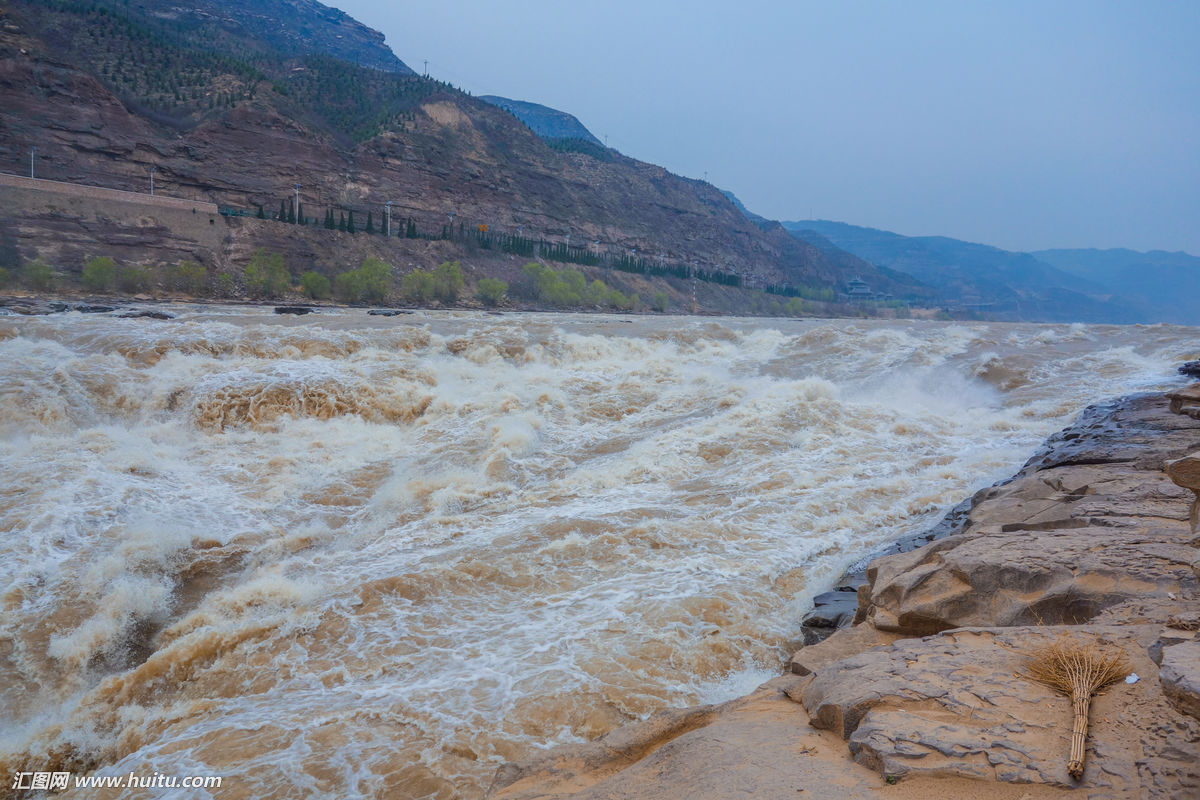 /a>北方地区的大河,属世界长河之一,中国第二长河(也有称第二大河流)
