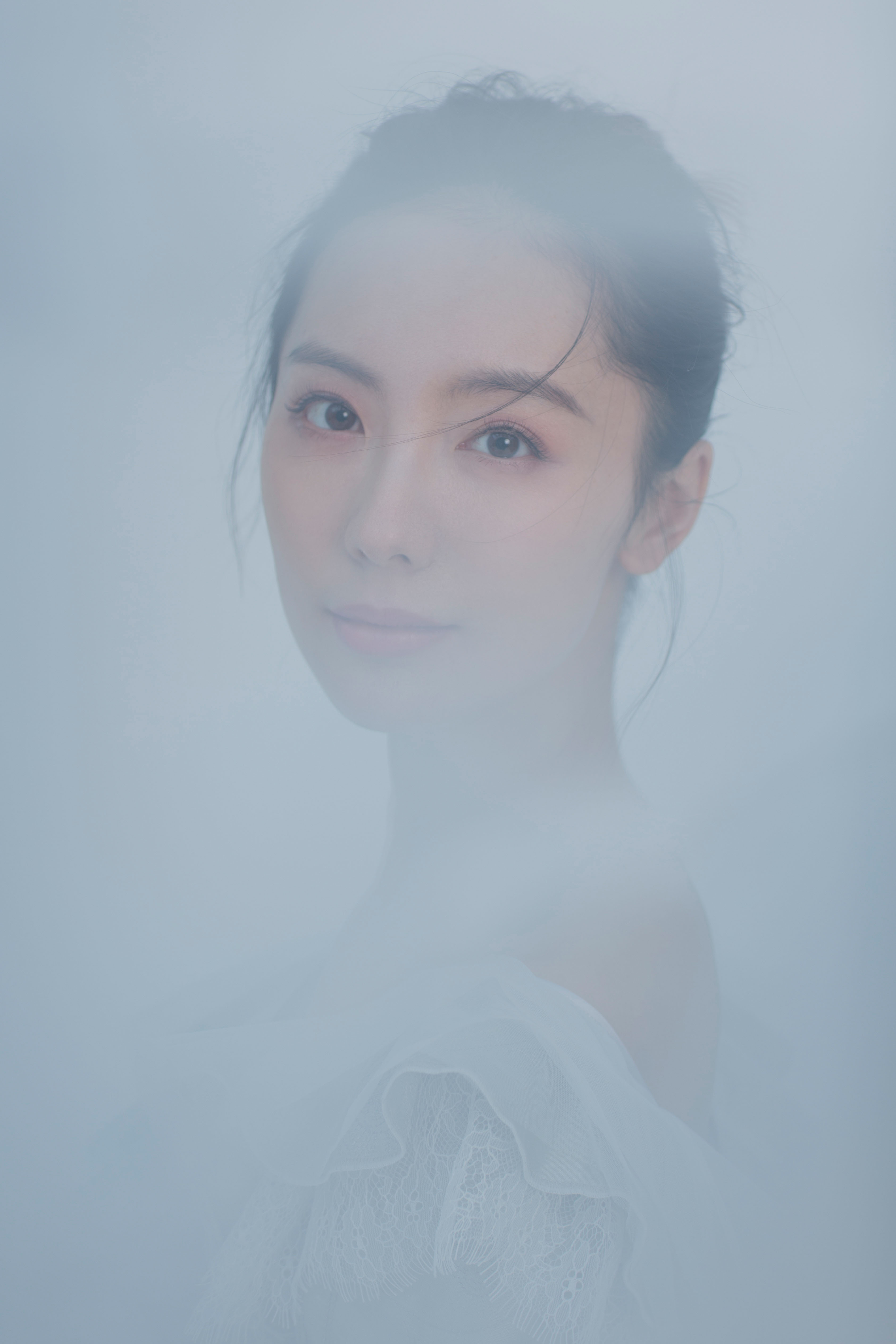 苗洛依