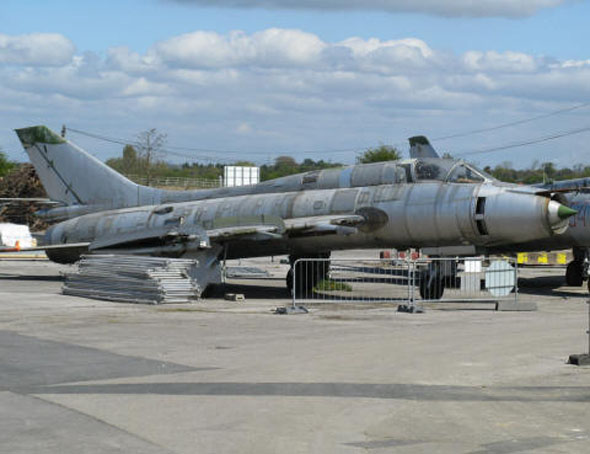 苏-17轰炸机
