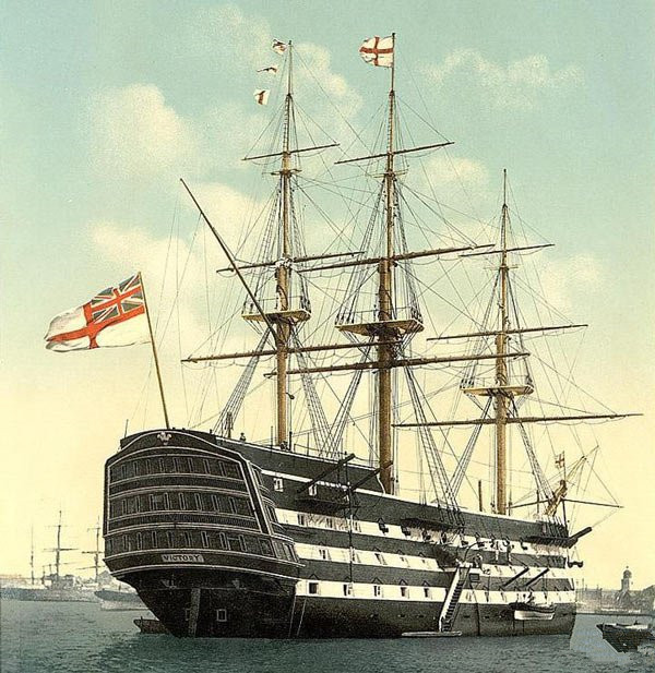  p>风帆战列舰,指从十七世纪起在海上担任主力作战的武装舰船,一般有