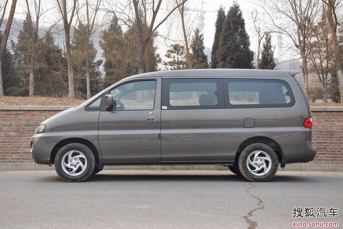  /p> p>随着品牌的焕新升级,瑞风汽车在现有产品矩阵的基础之上重新