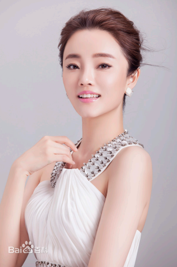  p>刘芊含,出生于广西壮族自治区,中国内地女演员,毕业于中央戏剧学院