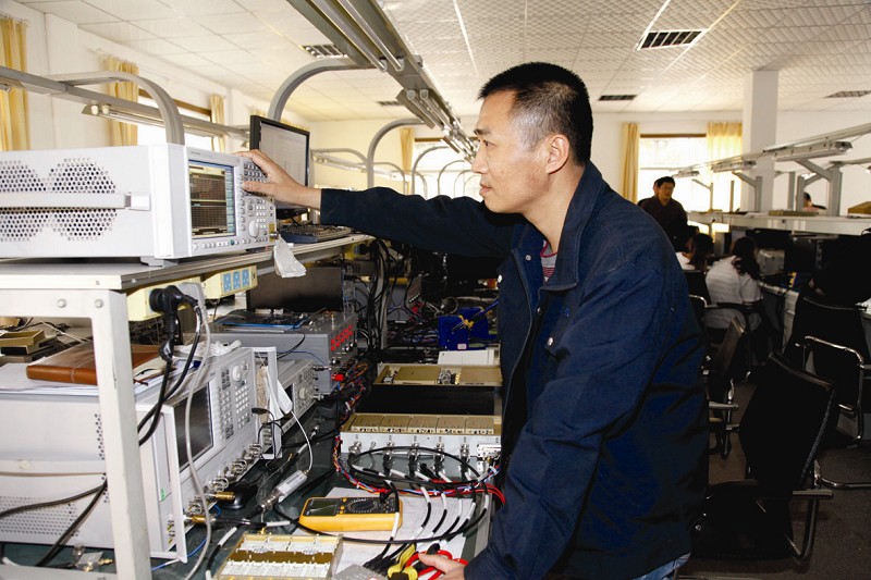 面积13万﹐,注册资本5176万元,现有在岗职工587人,是一家地方军工企业