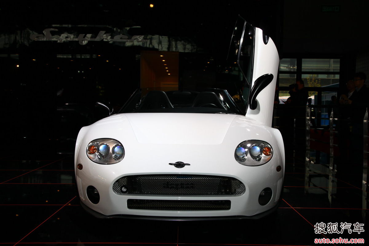 世爵c8多少钱一辆(世爵c12多少钱一辆)