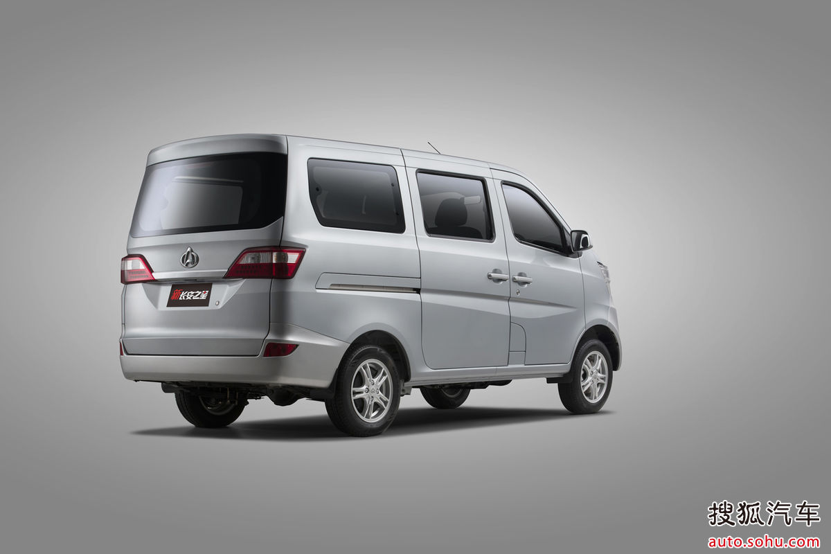 有的,长安面包车如长安之星等低端车型都是手动车型,部分高端的如