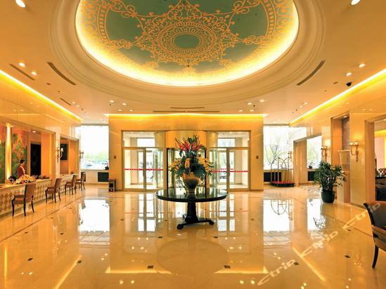  p>北京裕龙大酒店隶属于 a target="_blank" href="/item/玉渊潭酒店