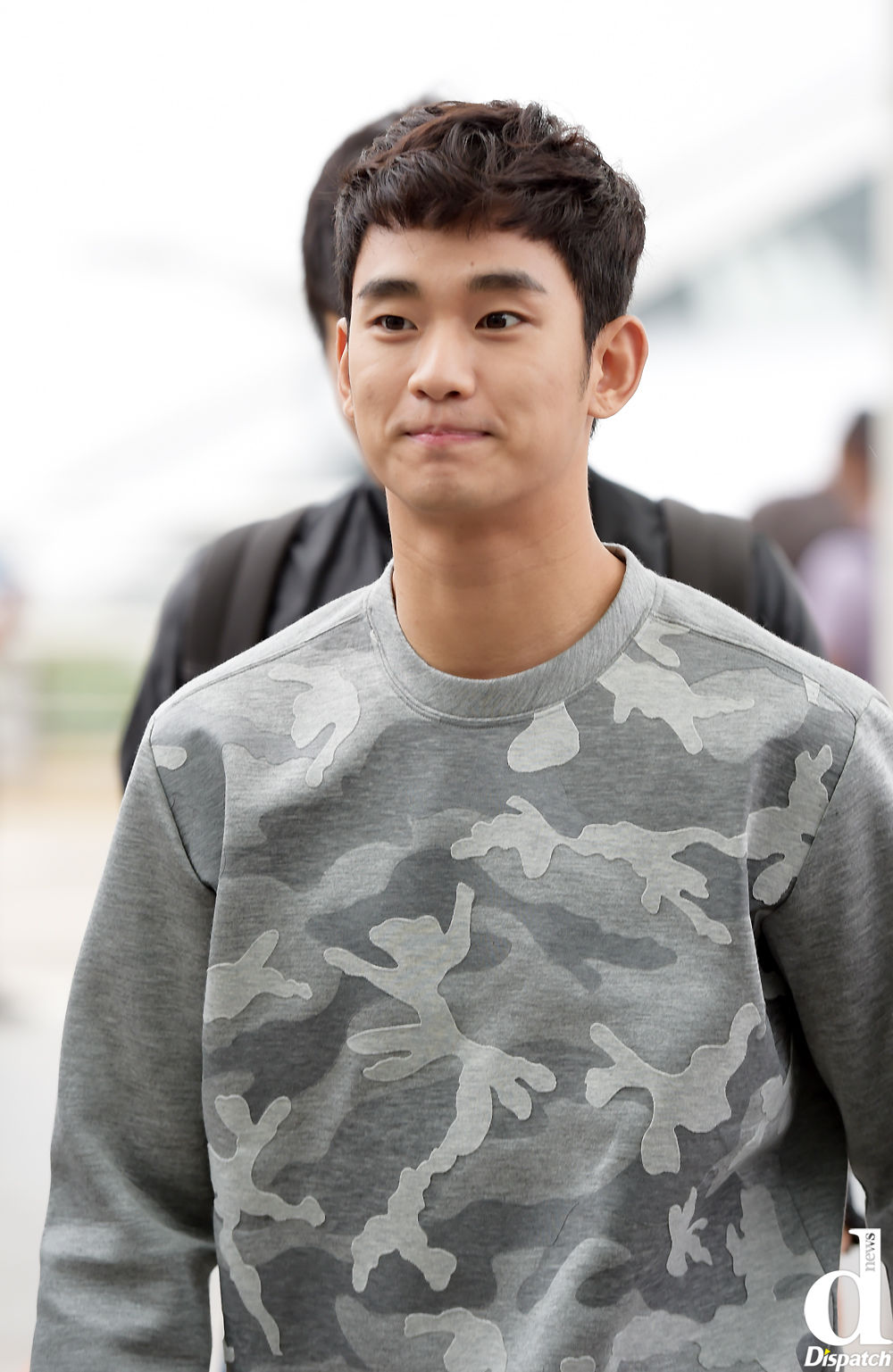  p>金秀贤,1988年2月16日出生于韩国首尔,韩国男演员.