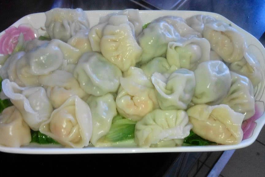 胡萝卜豆腐水饺