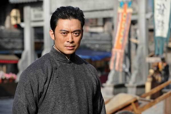  p>铁血轻奇兵又名《我的抗战3之铁血轻奇兵》是由于朱泳腾,樊少皇