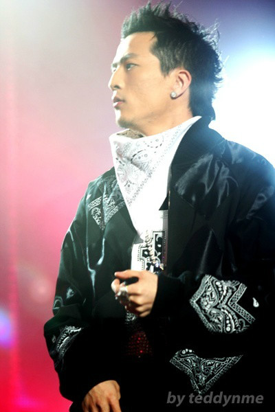  p data-id="go01gtmqv4">teddy,本名朴洪俊(         ),1978年9月14