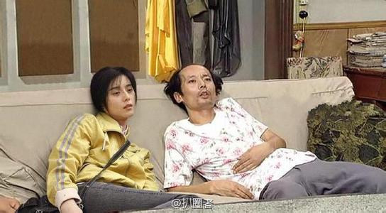  p>"北京瘫"是一种坐姿,网络语,形容北京孩子没坐相儿.