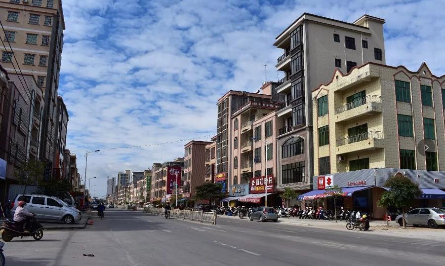  p>观珠镇位于广东省 a href="#" data-lemmaid="13780935">茂名市