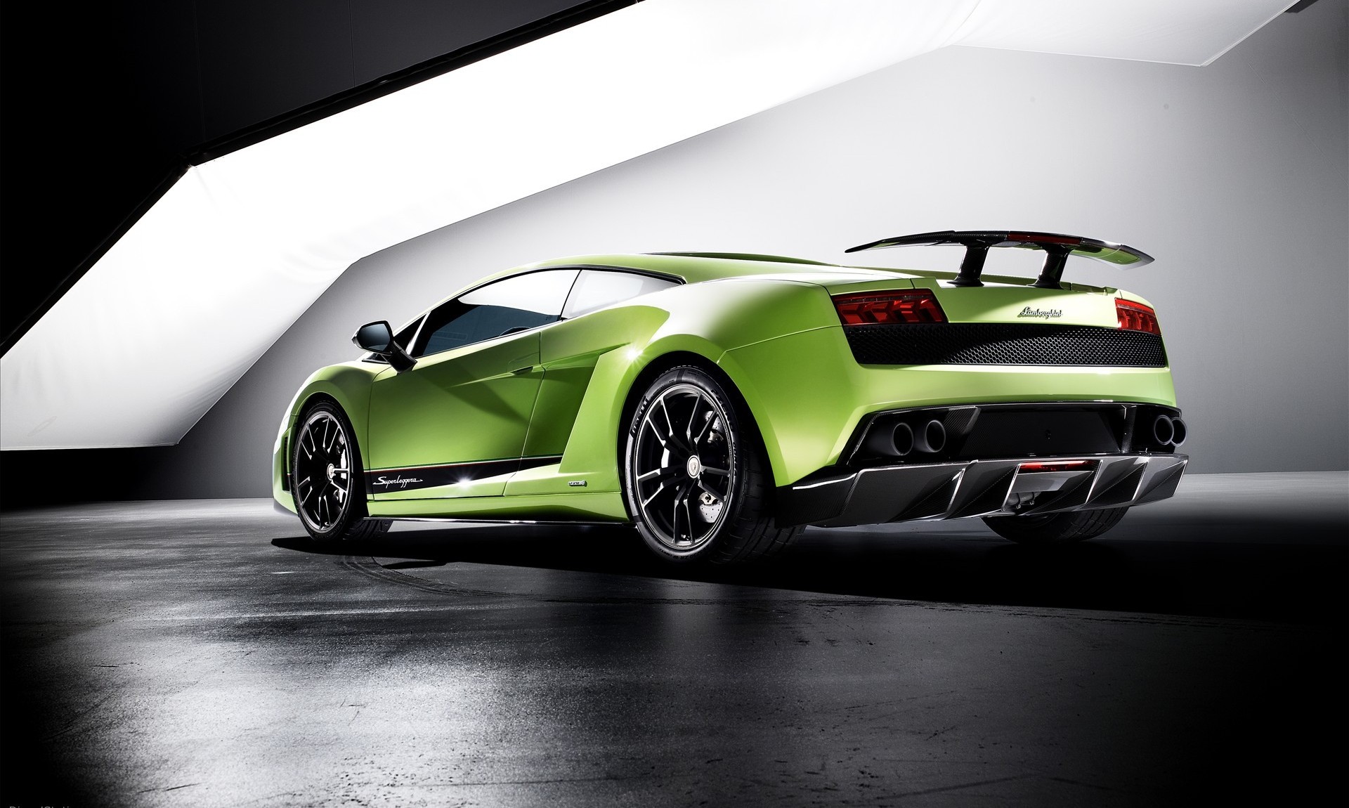 兰博基尼全部车型(兰博基尼全部车型尾部照片)