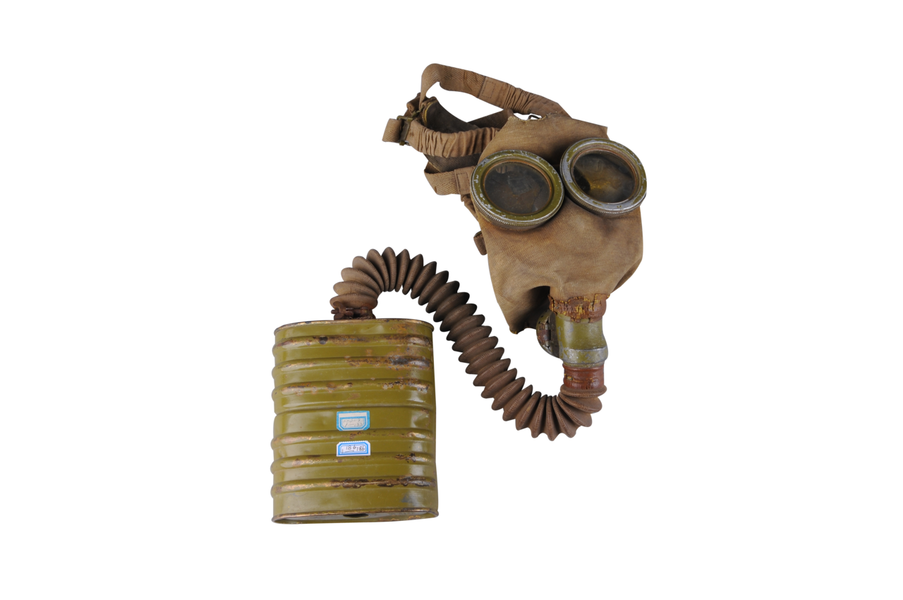 侵华日军第七三一部队使用的防毒面具