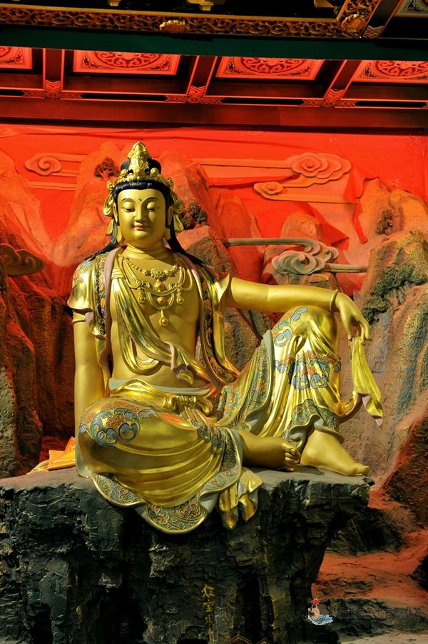  p>三十三观音之——众宝观音.