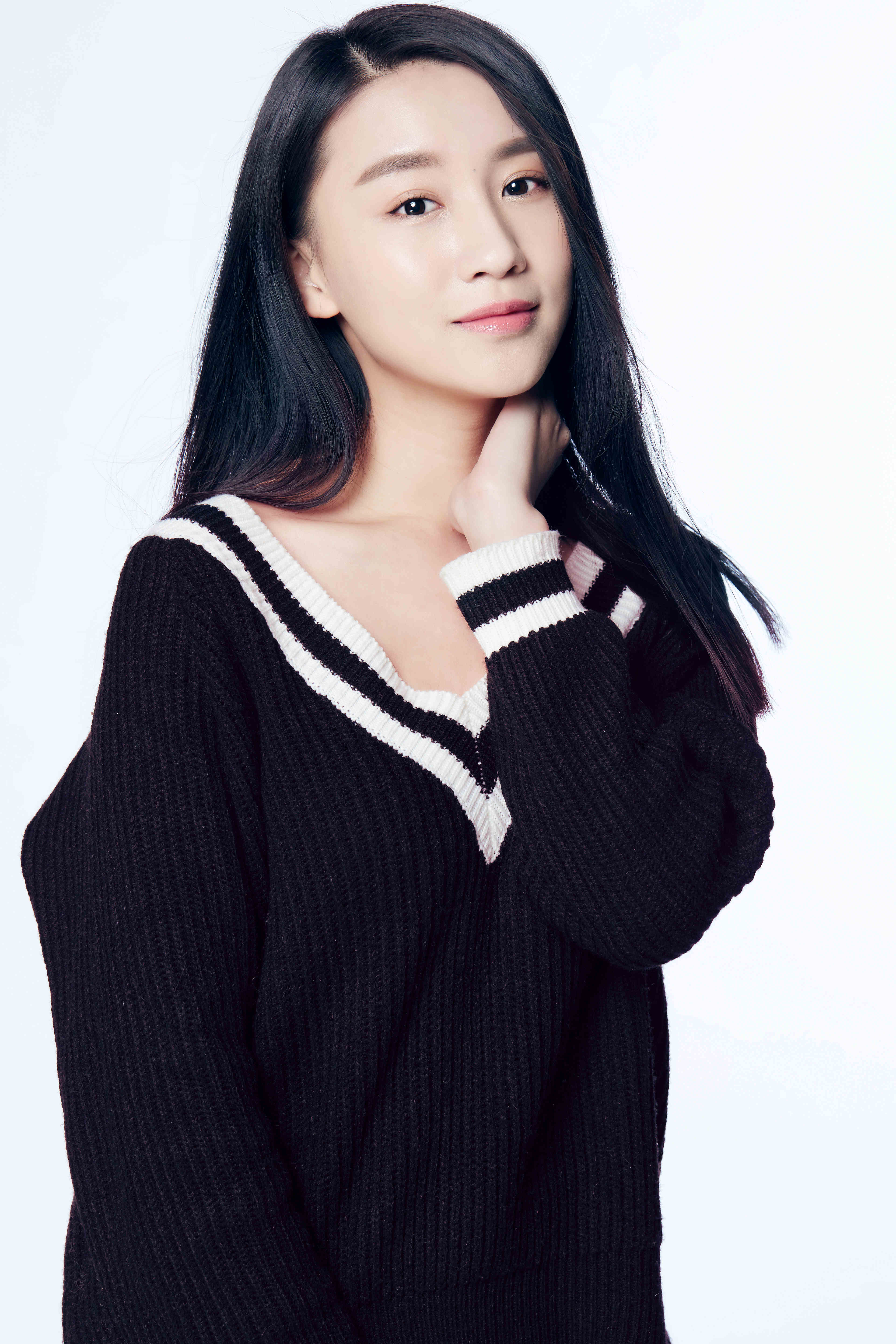  p data-id="gncowxtcne">马歌(原名马妍婷),199