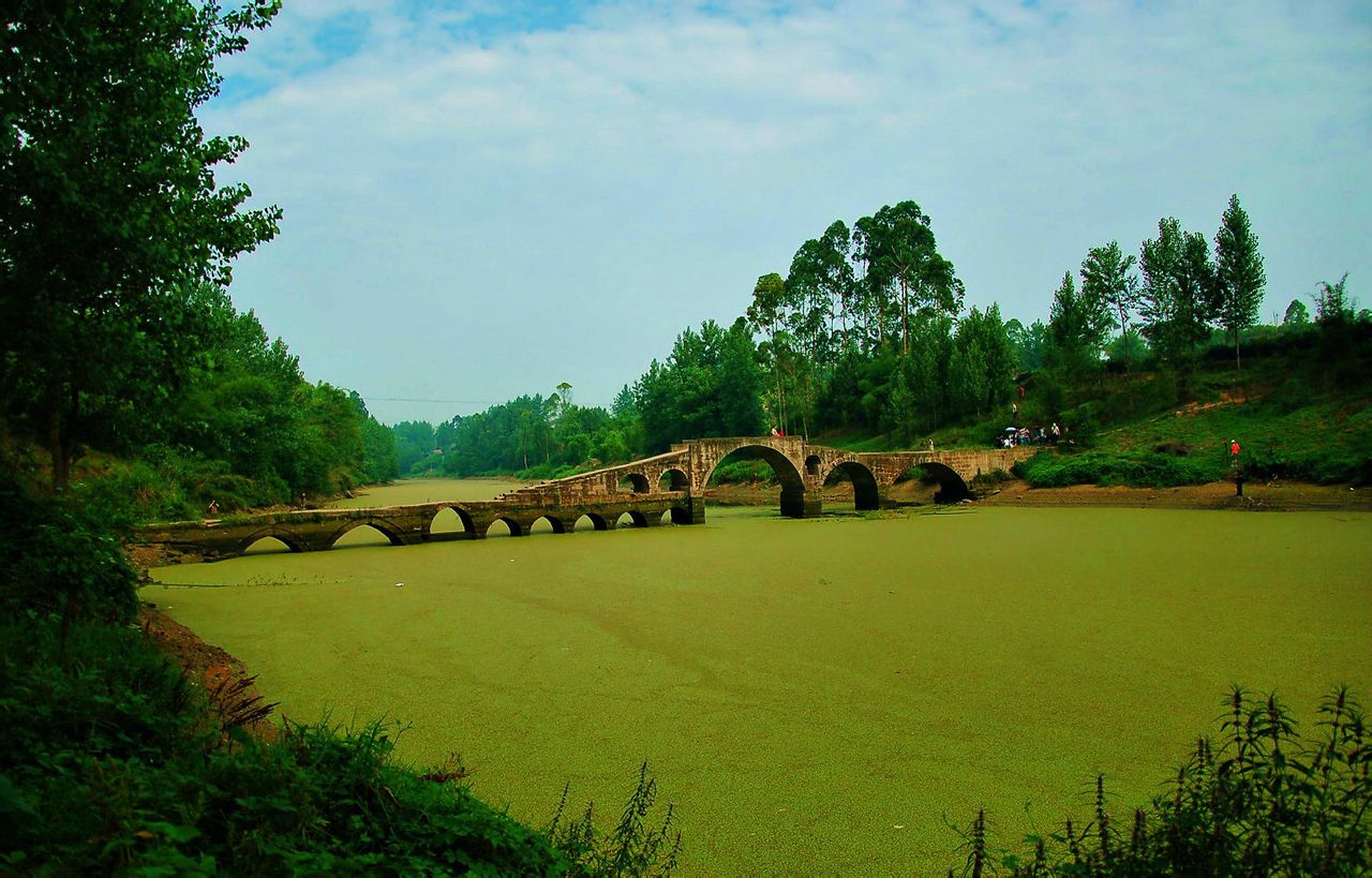 井研马踏倒石桥