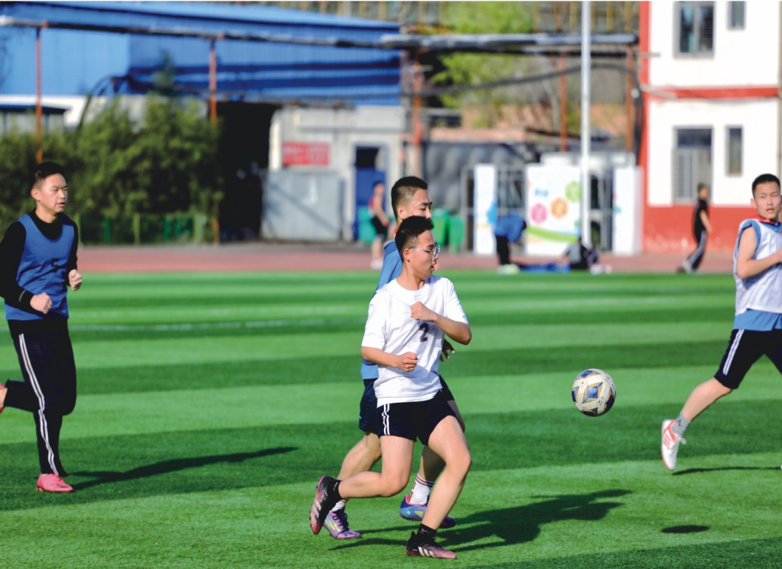 data-id="gnbqhqnyoe">学校名称:长垣市第十中学,学校简称:长垣十中