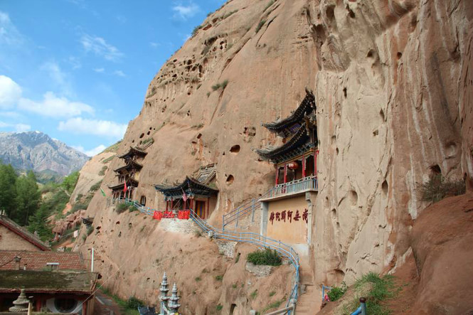  p data-id="gnar74zhtb">千佛洞石窟位于陕西省安康市旬阳市七里乡中