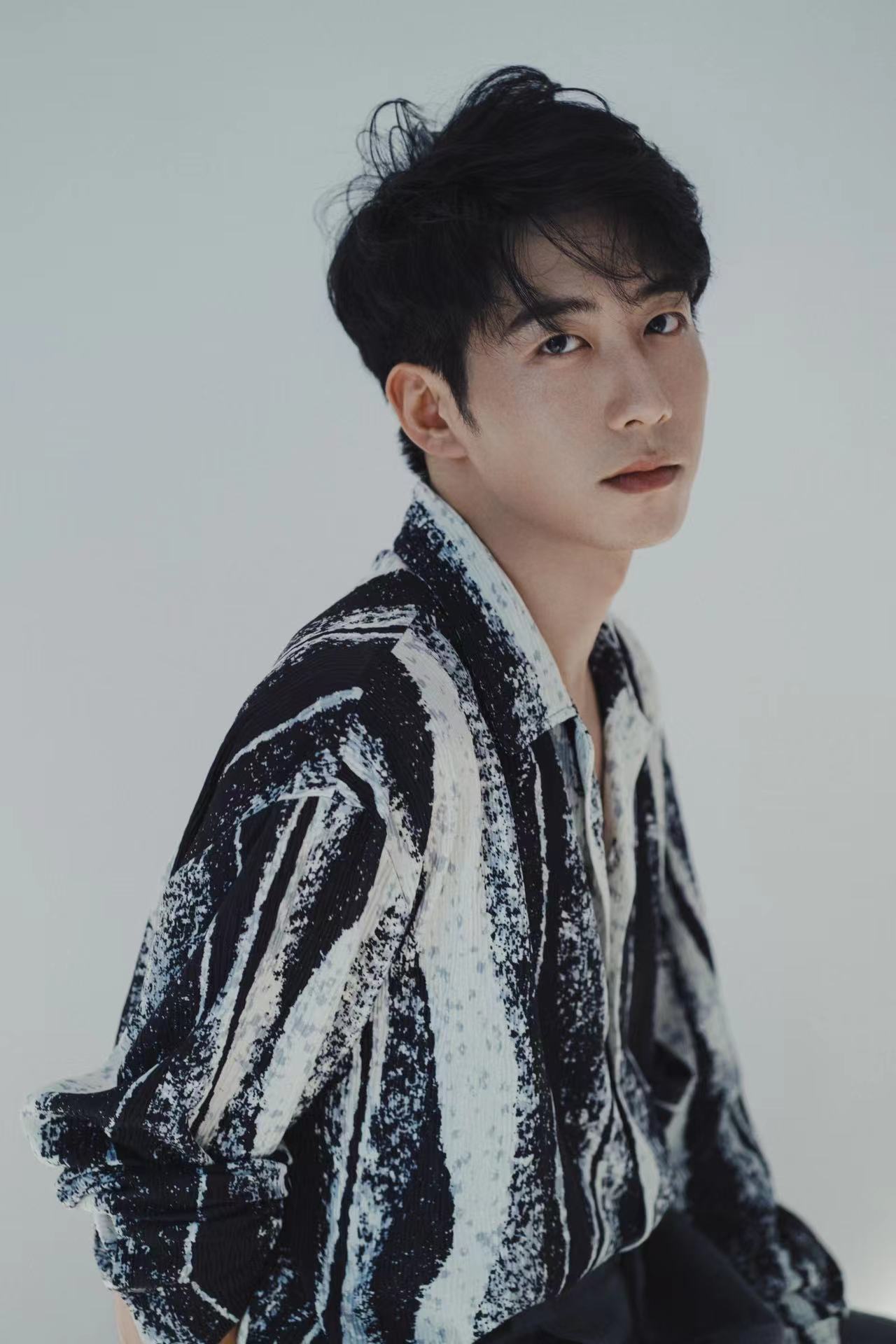  p>周航,1993年11月3日出生于甘肃省天水市,中国内地影视男演员.