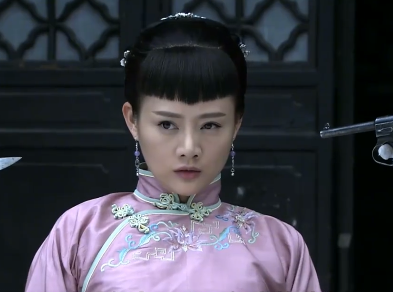 若男,英雄传奇剧《 a target="_blank" href="/item/打狗棍/5375998"