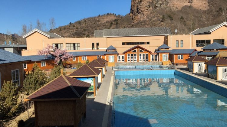 唐家湾丹霞温泉度假区